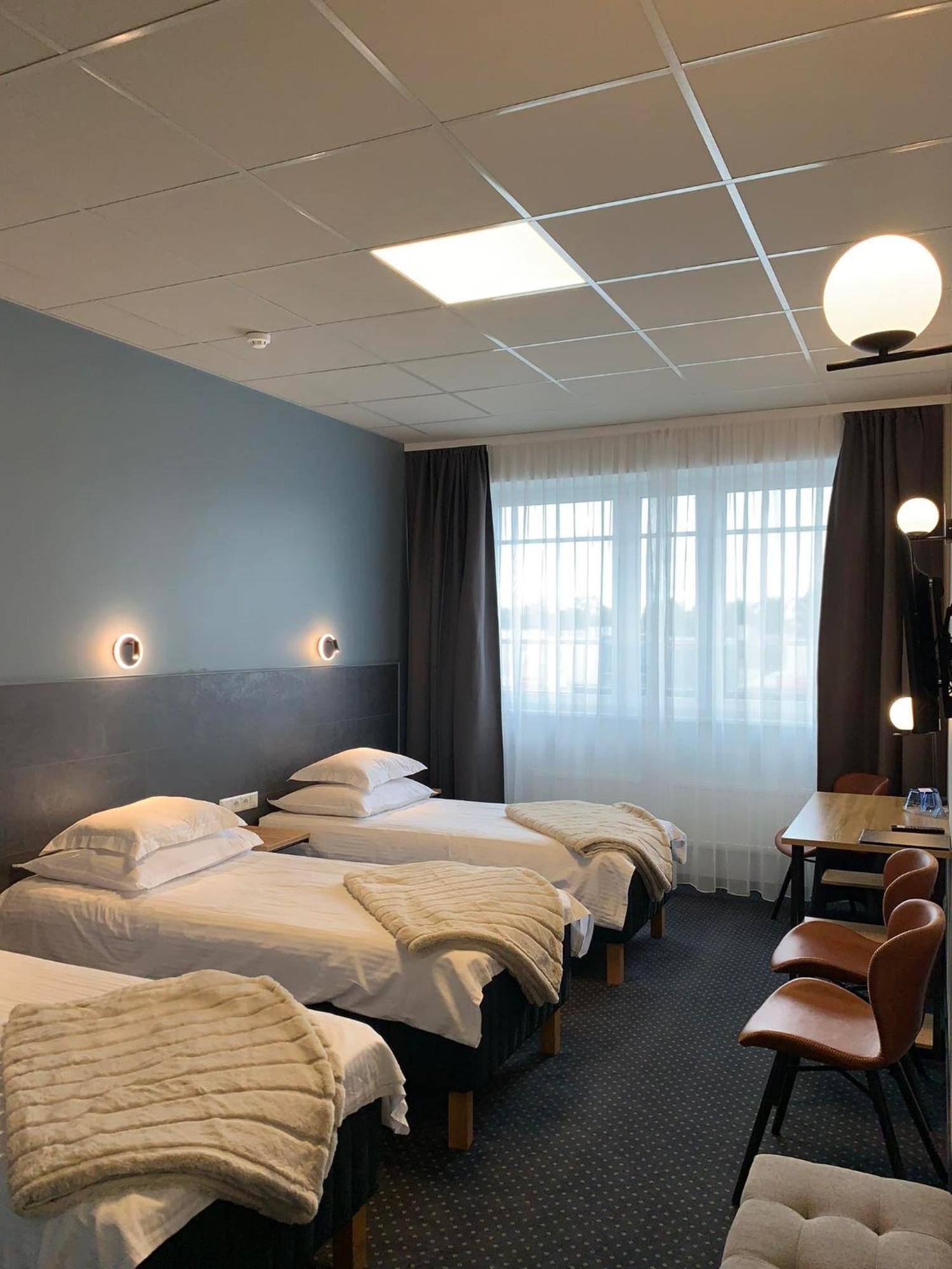 Centrum Hotel Viljandi Bagian luar foto