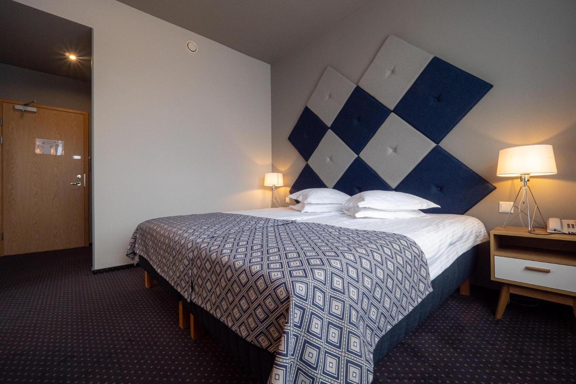 Centrum Hotel Viljandi Bagian luar foto